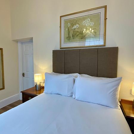 Vernon Guesthouse Истбурн Экстерьер фото