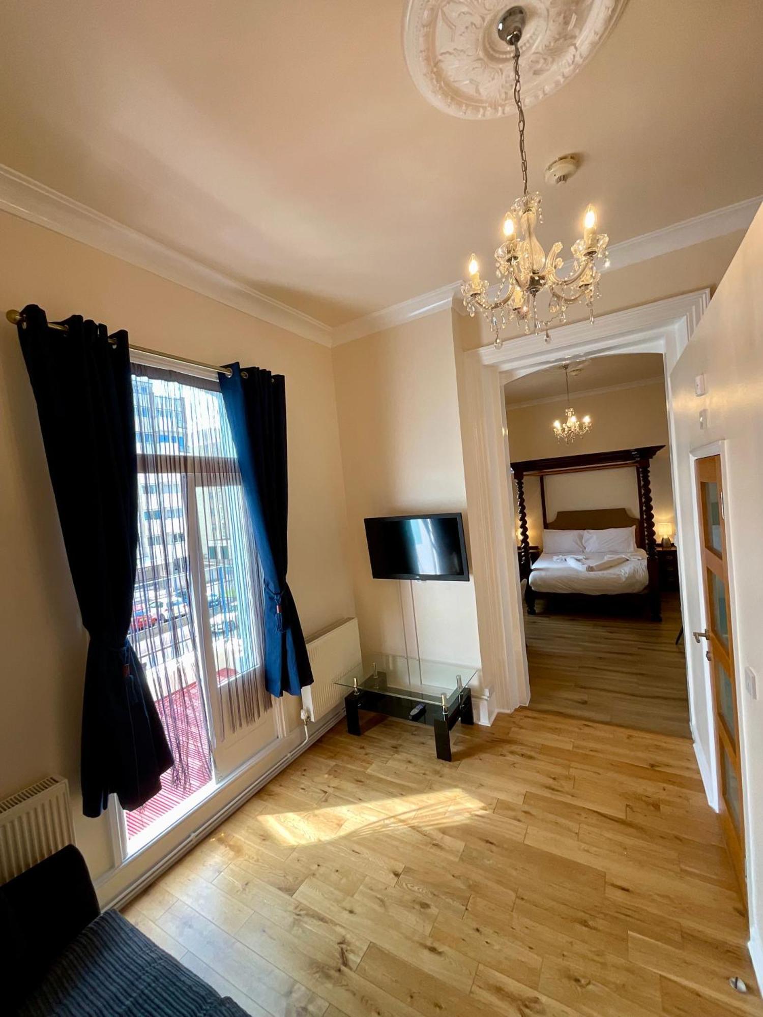 Vernon Guesthouse Истбурн Экстерьер фото