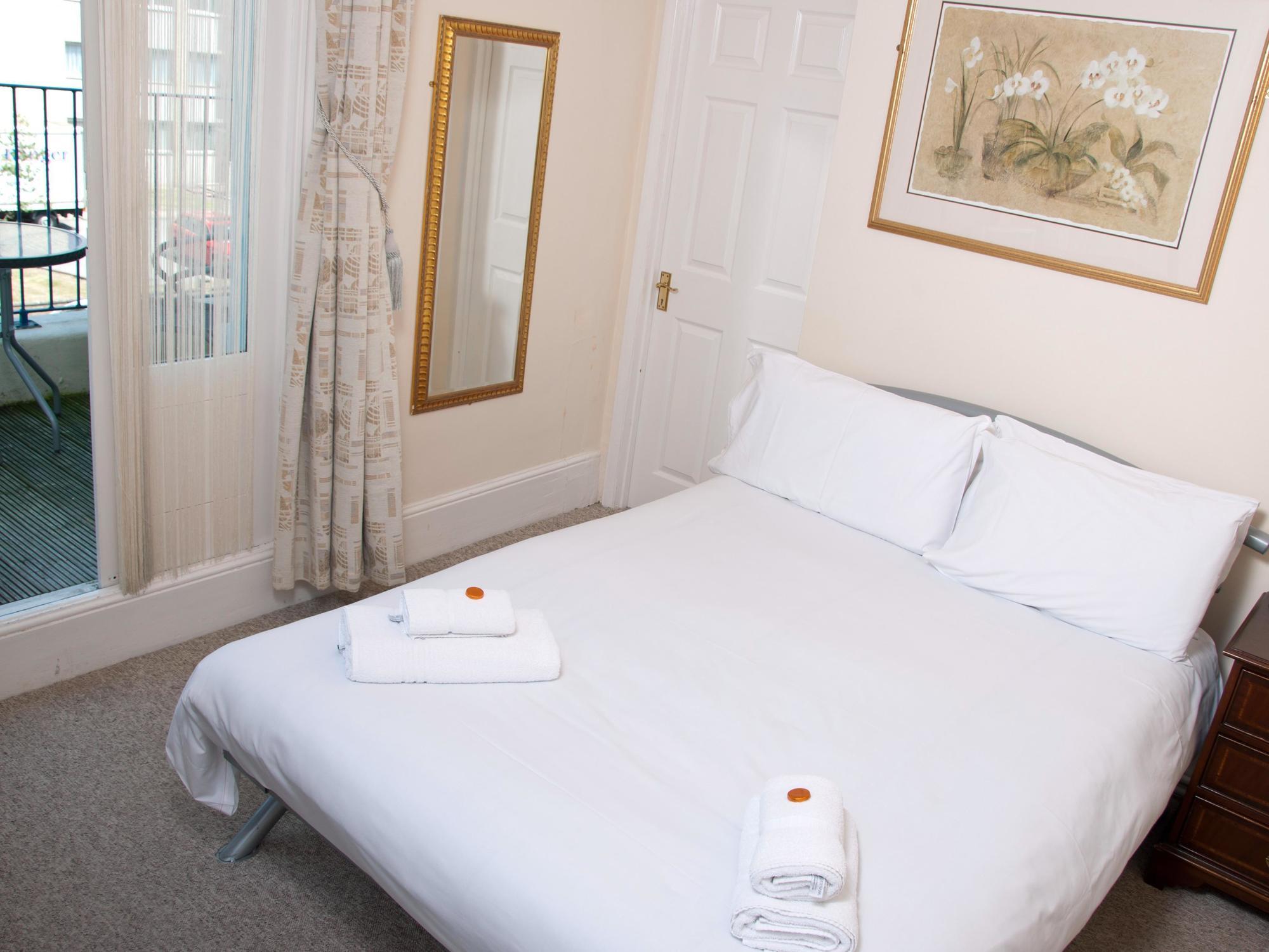 Vernon Guesthouse Истбурн Экстерьер фото