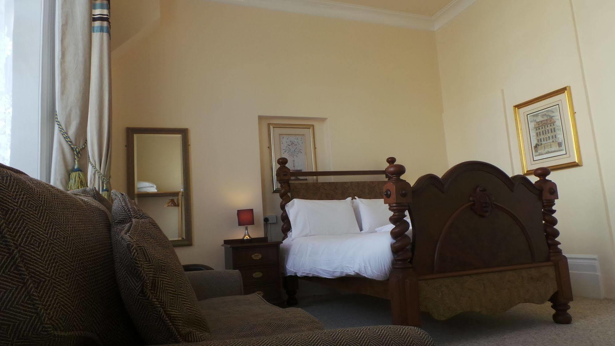 Vernon Guesthouse Истбурн Экстерьер фото